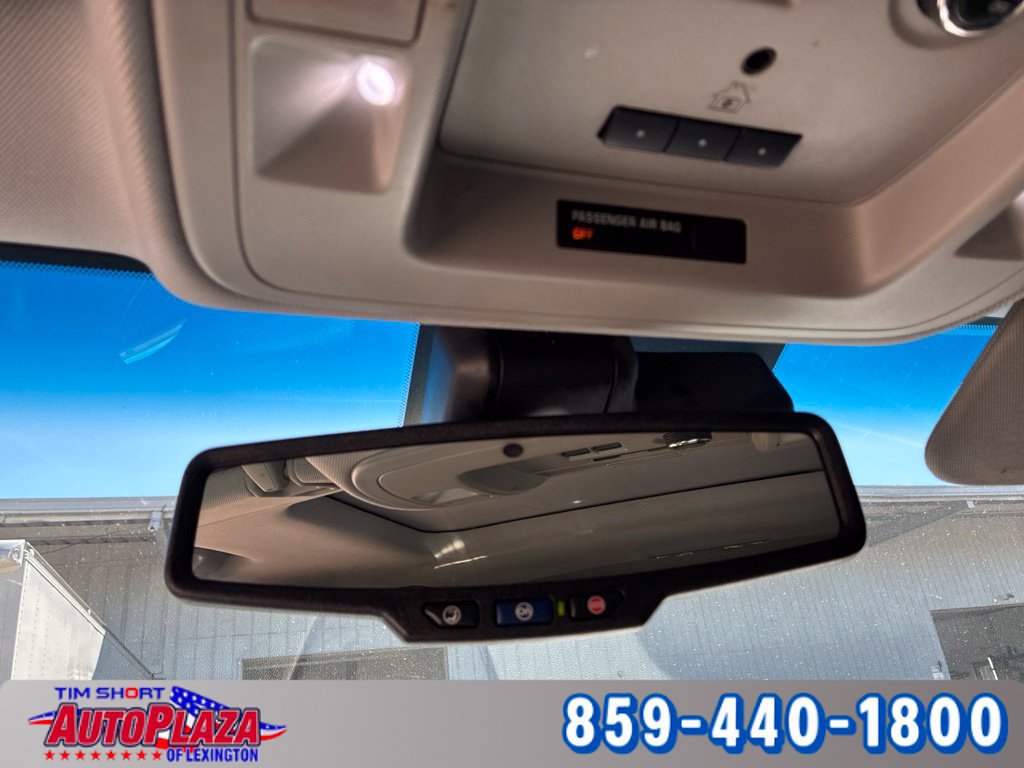 Used 2020 GMC Yukon XL Denali AWD/4WD image 31