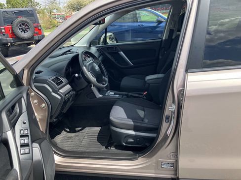 Used 2015 Subaru Forester 2.5i Premium w/ All-Weather Package AWD/4WD image 13