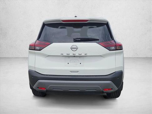Used 2023 Nissan Rogue S FWD image 6