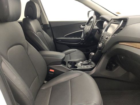 Used 2018 Hyundai Santa Fe Sport w/ 2.0T Ultimate Tech Package 05 FWD image 21