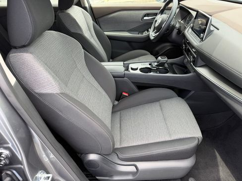 Used 2023 Nissan Rogue SV AWD/4WD image 15