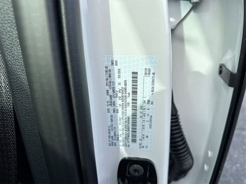 New 2025 Ford F150 Lariat w/ Equipment Group 501A Mid image 28