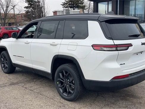 New 2025 Jeep Grand Cherokee L Limited image 4