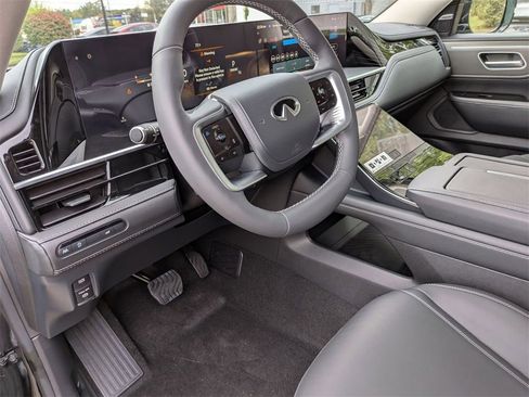 New 2026 INFINITI QX80 Pure w/ Cargo Package image 11