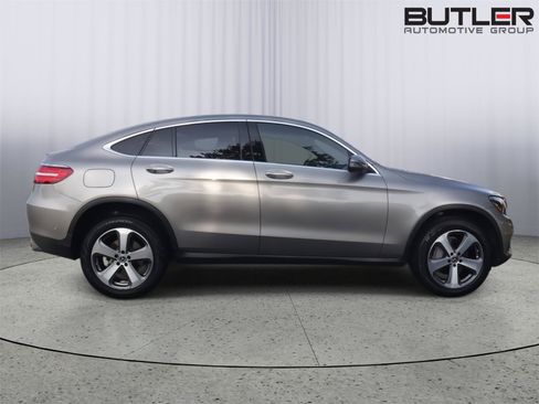 Used 2019 Mercedes-Benz GLC 300 4MATIC Coupe image 7