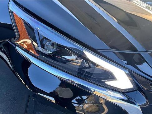 Certified 2024 Nissan Altima 2.5 SL image 28