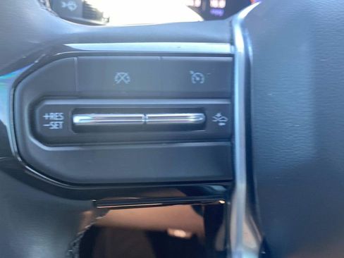 Used 2024 Chevrolet Colorado ZR2 w/ Technology Package image 28