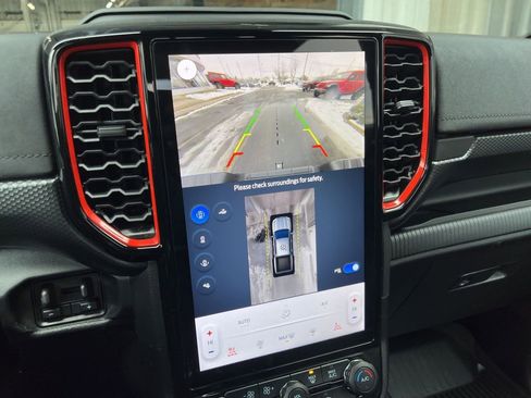 Used 2024 Ford Ranger Raptor image 4