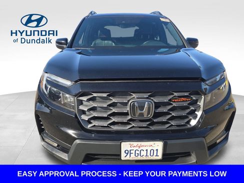 Used 2023 Honda Passport TrailSport image 2