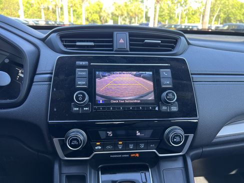 Used 2017 Honda CR-V LX image 24