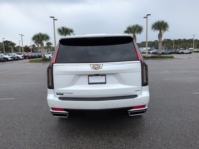 Used 2022 Cadillac Escalade Premium Luxury w/ Performance Package AWD/4WD image 6
