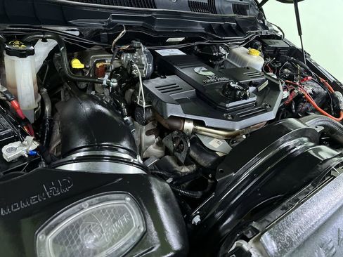 Used 2018 RAM 2500 Longhorn w/ Convenience Group AWD/4WD image 17