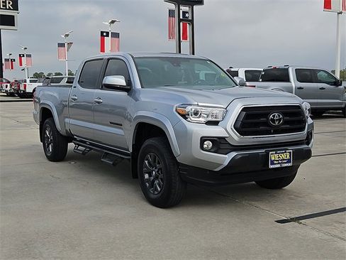 Used 2023 Toyota Tacoma SR5 image 3