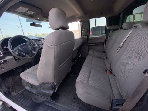 Used 2016 Ford F150 XLT AWD/4WD image 21