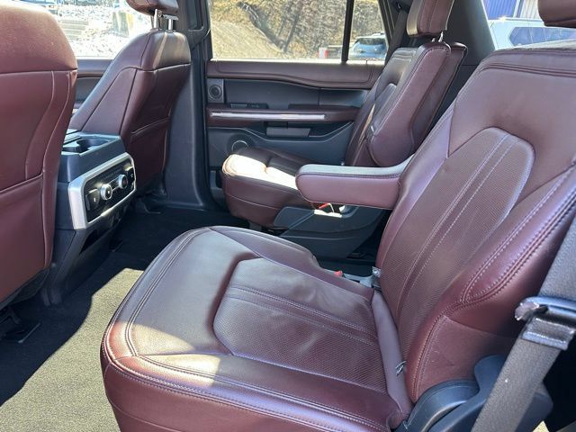 Used 2024 Ford Expedition Limited AWD/4WD image 27