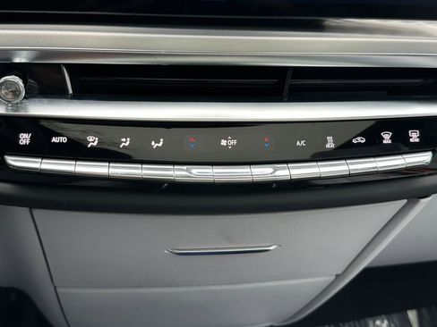 New 2025 Cadillac Lyriq Sport image 29