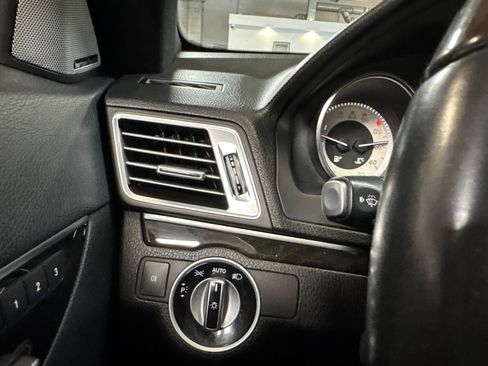Used 2016 Mercedes-Benz E 400 Coupe image 34