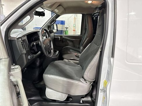 Used 2024 GMC Savana 2500 w/ Driver Convenience Package RWD image 13