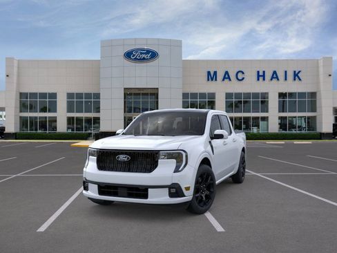 New 2025 Ford Maverick Lobo image 2