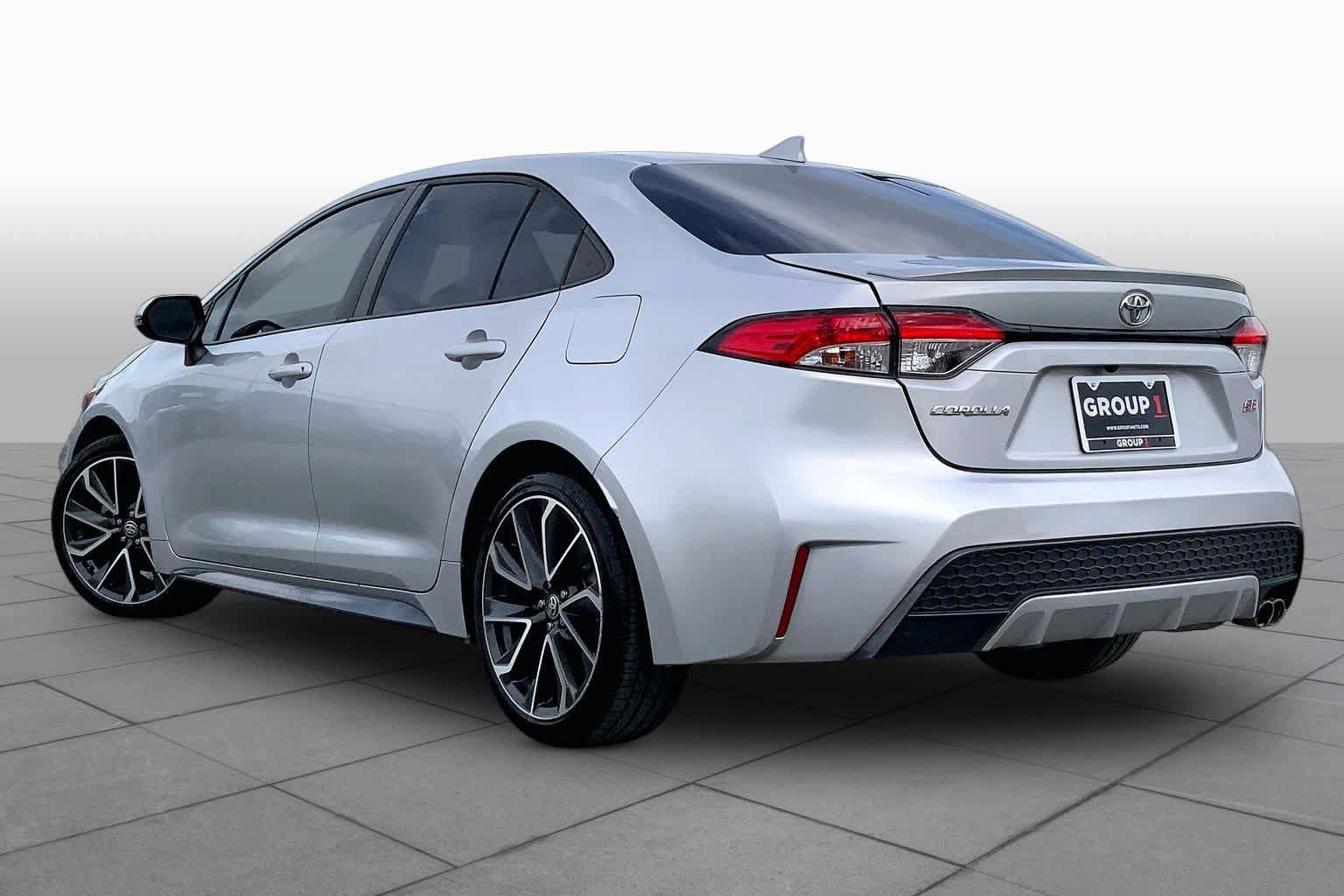 Used 2020 Toyota Corolla SE FWD image 12