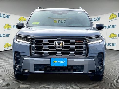 New 2026 Honda Pilot TrailSport image 3