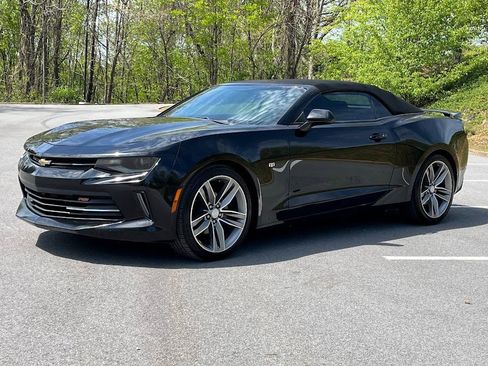 Used 2018 Chevrolet Camaro LT w/ RS Package image 25