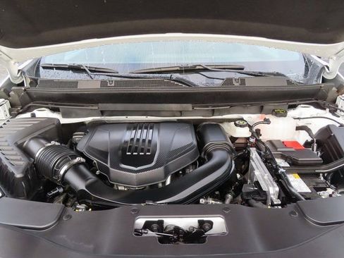 Used 2025 Chevrolet Traverse LT w/ Sun and Wheel Package AWD/4WD image 42
