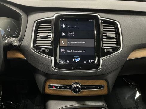 Used 2021 Volvo XC90 T8 Inscription Expression w/ Advanced Package image 9