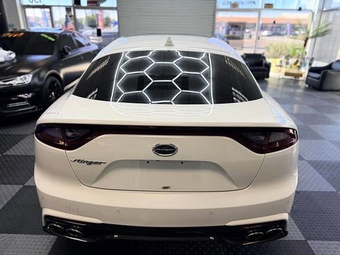 Used 2019 Kia Stinger Premium RWD image 17