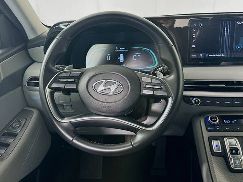 Used 2025 Hyundai Palisade SEL image 18