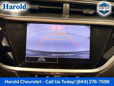 Used 2023 Buick Encore GX Select w/ Sport Touring Package FWD image 17