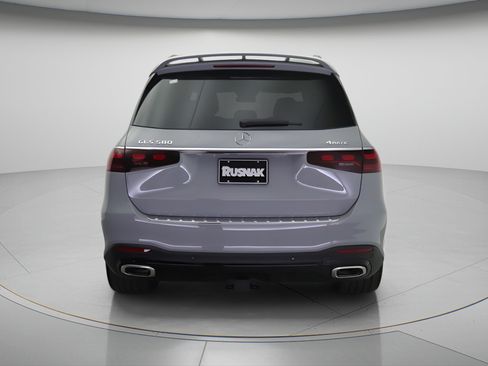New 2026 Mercedes-Benz GLS 580 4MATIC image 3
