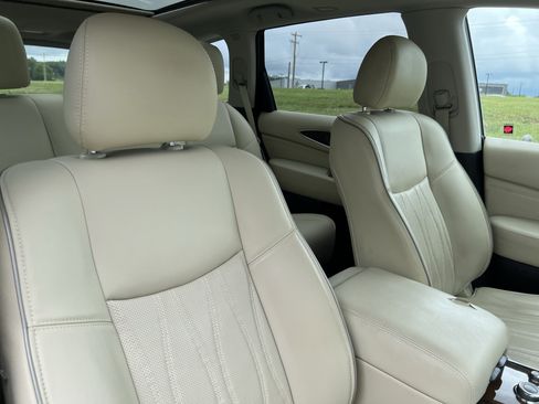 Used 2019 INFINITI QX60 Luxe w/ Sensory Package FWD image 36