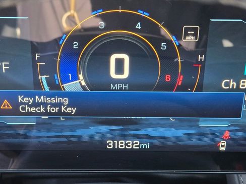 Used 2025 Chevrolet Equinox LT w/ Convenience Package II FWD image 22