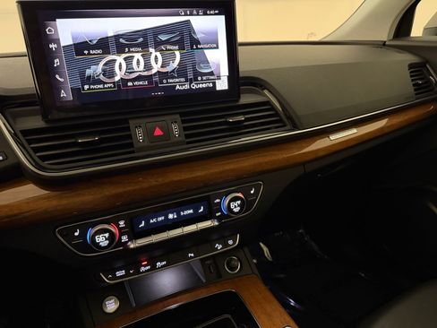 Certified 2023 Audi Q5 2.0T Premium w/ Convenience Package AWD/4WD image 21
