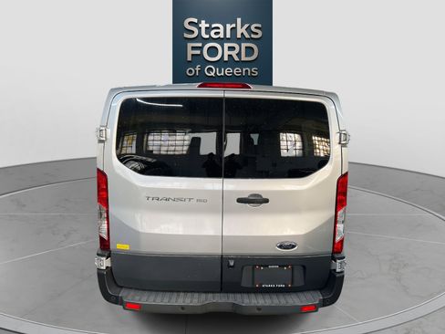 Used 2015 Ford Transit 150 XLT image 4