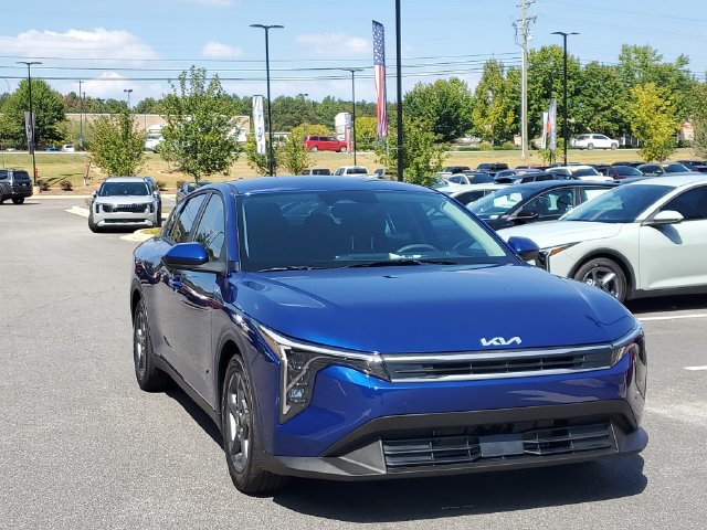 New 2026 Kia K4 FWD image 3