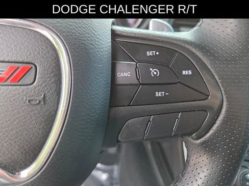 Used 2019 Dodge Challenger R/T RWD image 28