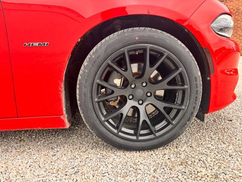 Used 2018 Dodge Charger R/T image 17