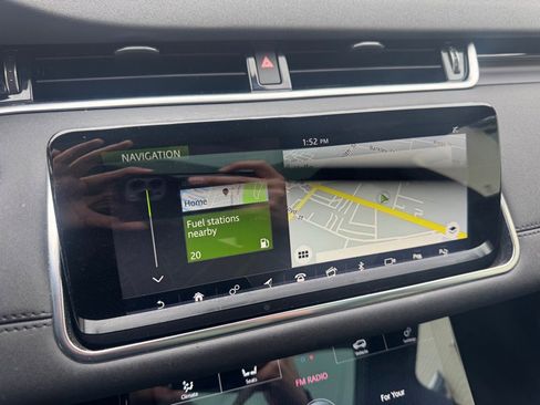 Used 2020 Land Rover Range Rover Evoque SE image 20