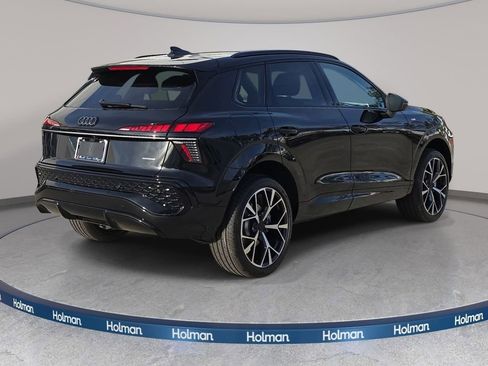 New 2026 Audi Q3 quattro 2.0T AWD/4WD image 5