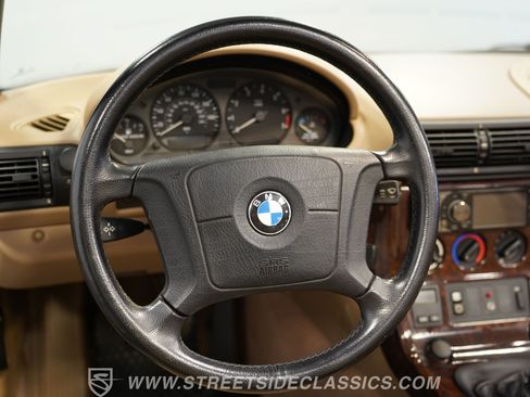 Used 1997 BMW Z3 2.8 RWD image 40