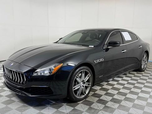 Used 2017 Maserati Quattroporte S GranLusso image 2