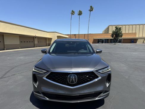 Used 2024 Acura MDX SH-AWD w/ Technology Package image 2