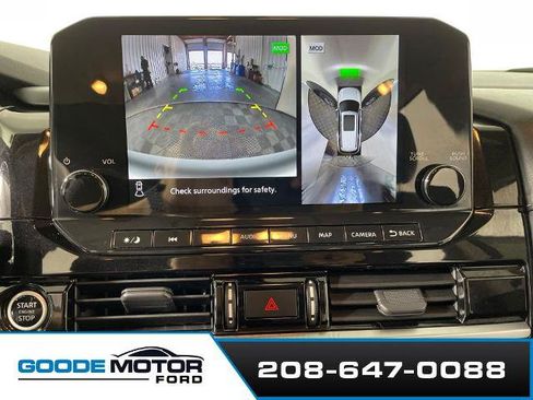 Used 2022 Nissan Pathfinder SL w/ Cargo Package AWD/4WD image 16