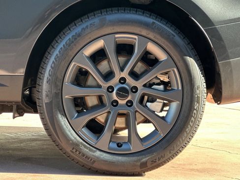 New 2026 Land Rover Range Rover Sport SE image 13