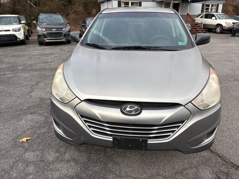 Used 2012 Hyundai Tucson GL image 7