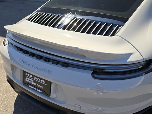 Certified 2023 Porsche 911 Carrera GTS image 16