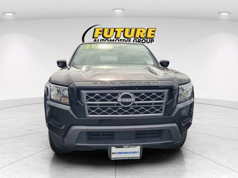 Certified 2023 Nissan Frontier SV RWD image 2
