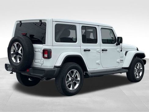 Used 2023 Jeep Wrangler Sahara w/ Cold Weather Group image 7